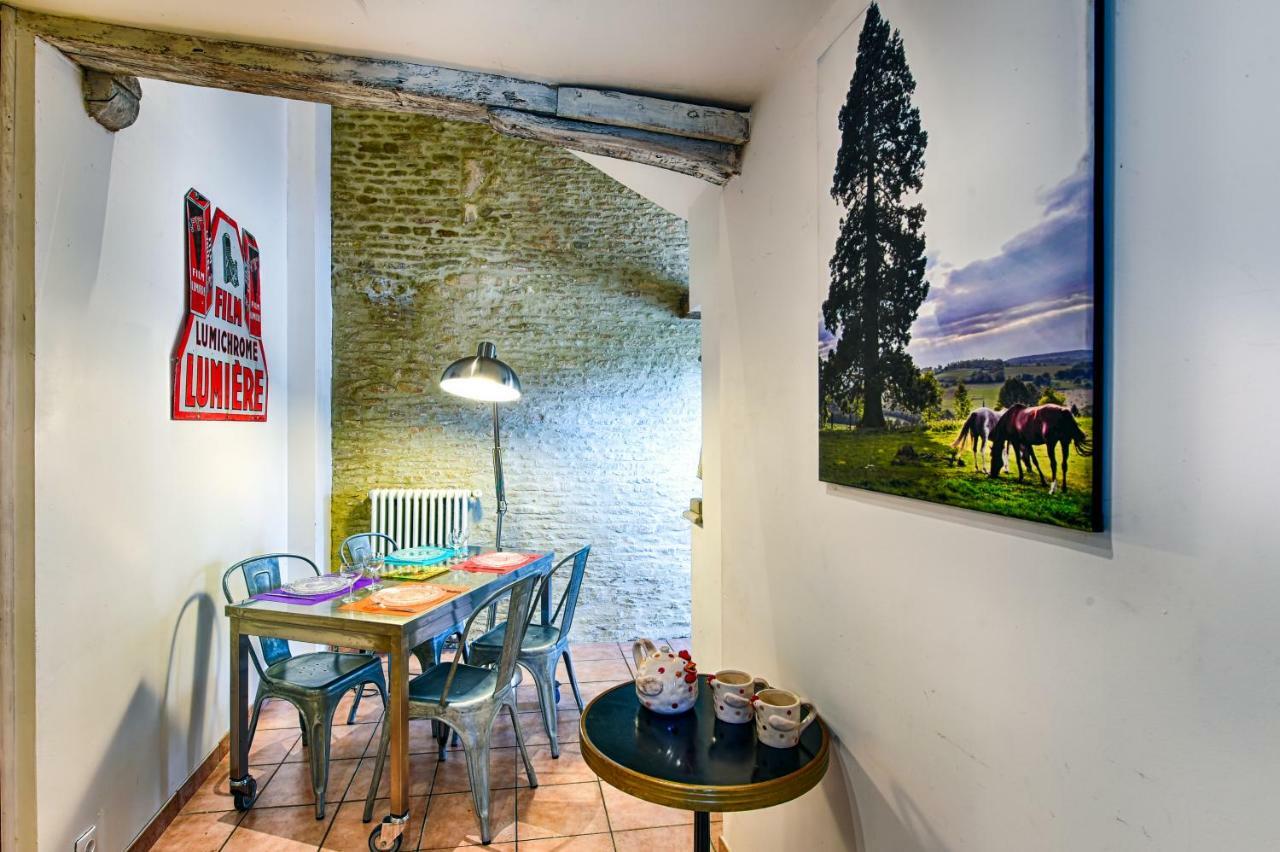 Les Gites Du Douet Du Houlle Courcy  エクステリア 写真