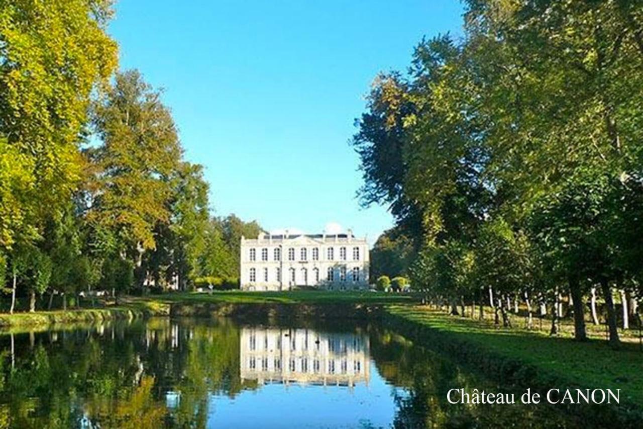 Les Gites Du Douet Du Houlle Courcy  エクステリア 写真